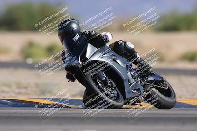 media/Nov-12-2023-SoCal Trackdays (Sun) [[5d1fba4e7d]]/Turn 4 (1120am)/